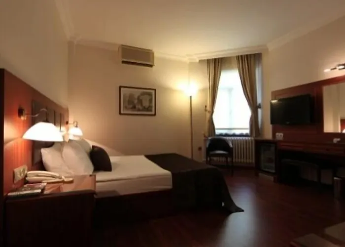 바르다르 팰리스 - 스페셜 카테고리 3*